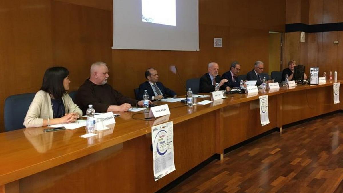 Od historii do dnia dzisiejszego: IX Konferencja w Bari „Bezpieczeństwo, legalność i rozwój: dialog włosko-polski”