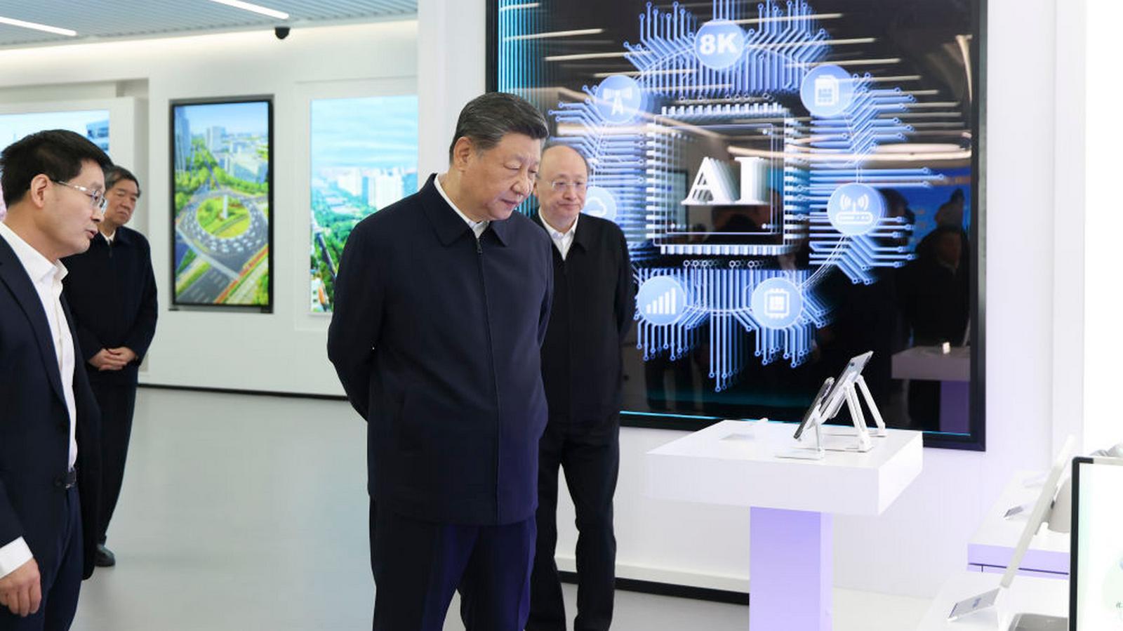 Xi Jinping przeprowadził inspekcję prac nad innowacjami naukowo-technologicznymi w Pekinie