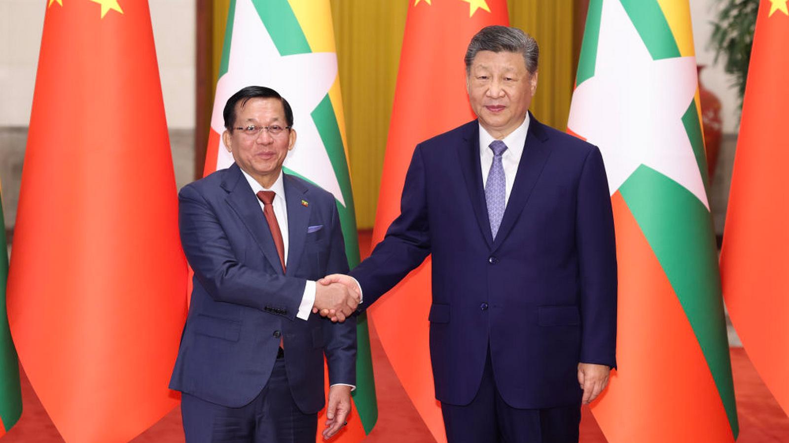 Xi Jinping odbył rozmowy z prezydentem Mjanmy