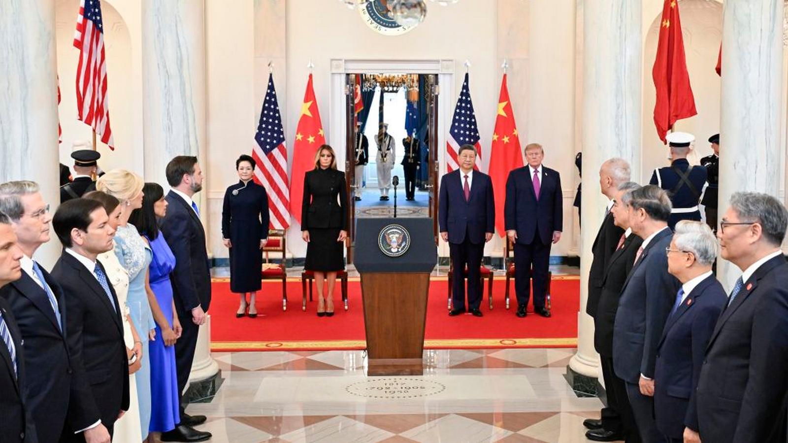 Xi Jinping wziął udział w ceremonii powitania zorganizowanej przez Donalda Trumpa w Białym Domu